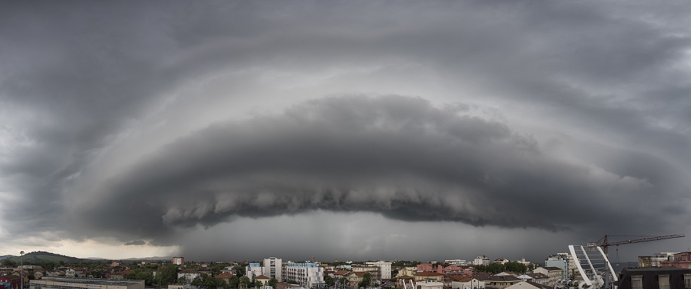 Shelf Cloud - Niccolò Ubalducci